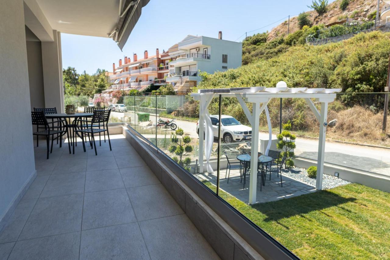 Medusa Luxury Apartments Néa Péramos Exterior foto