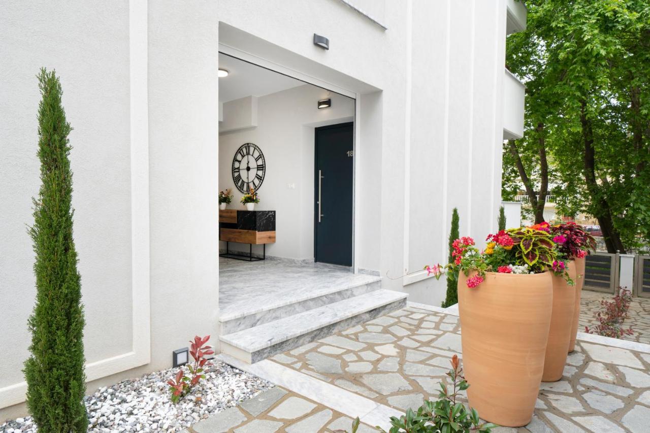 Medusa Luxury Apartments Néa Péramos Exterior foto